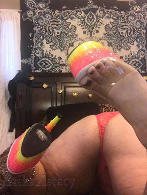 erikaxstacy: My new photoset is live. Login and enjoy! erikaxstacy.xxx/gallery/6752740/hot-wh