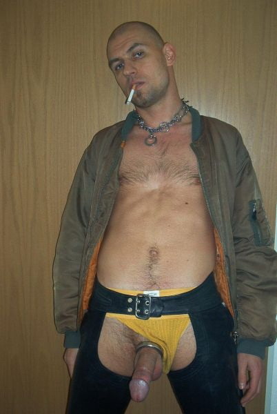 rubberbcn:  DIRTY SMOKER 