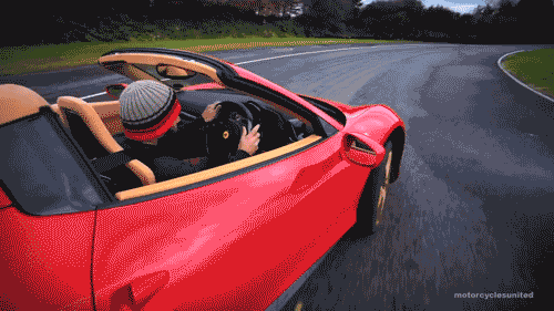 motorcyclesunited:  Chris Harris doing autumn drifts in a summer 458 Spider. 