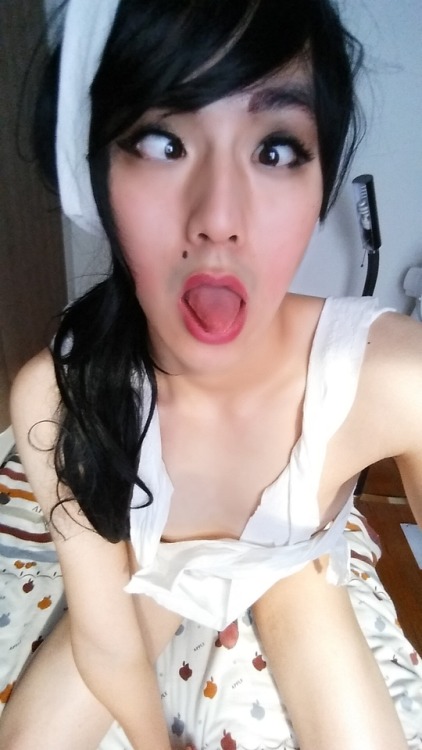 handcrankedsweetcream: It’s been a 5000 year sleep (゜￢゜) I have sexual urges right now&nb