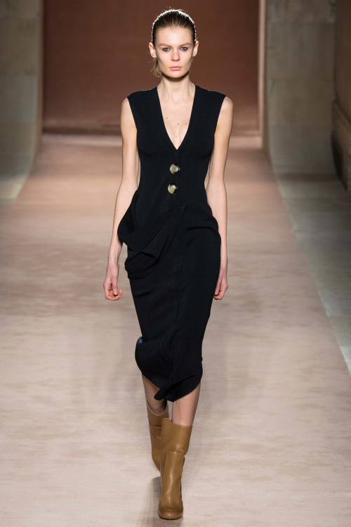 fagunt:  Victoria Beckham autumn/winter 2015