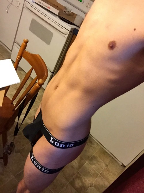 only-twinks: Joey Mills http://only-twinks.tumblr.com