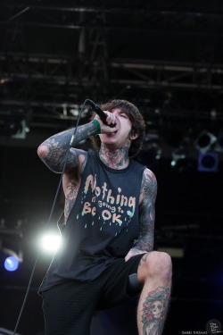 thyartsmurder:  Bring Me The Horizon 