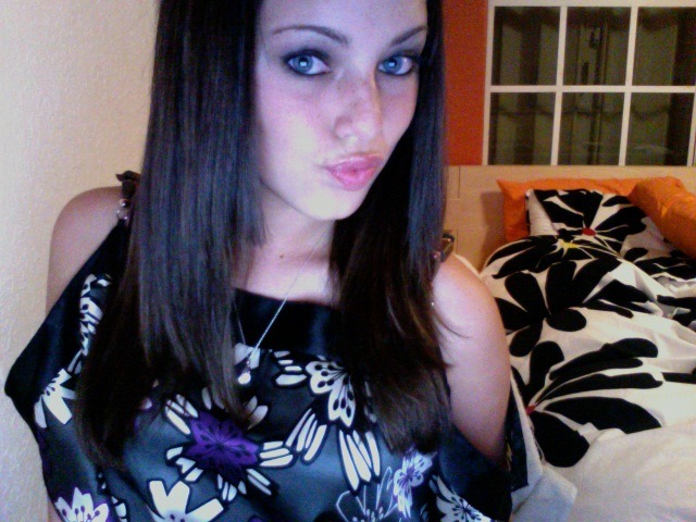 cindymariewasson:  Big thankies for all you guys and gurls who follow me and reblog