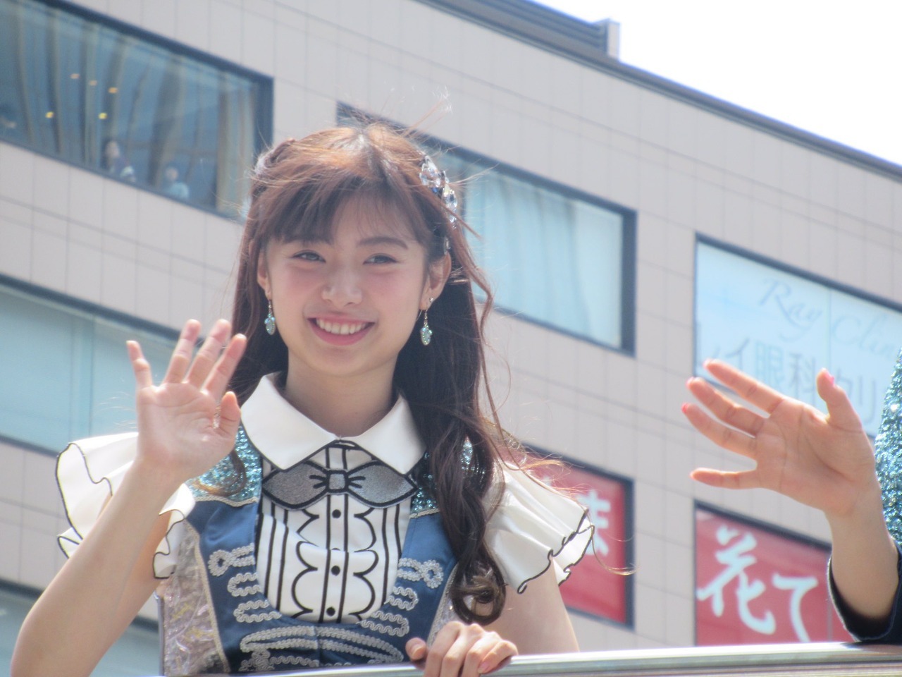 wlerin48:Muto Tomu at the Port of Kobe 150th Anniversary Music Festival Parade (photos