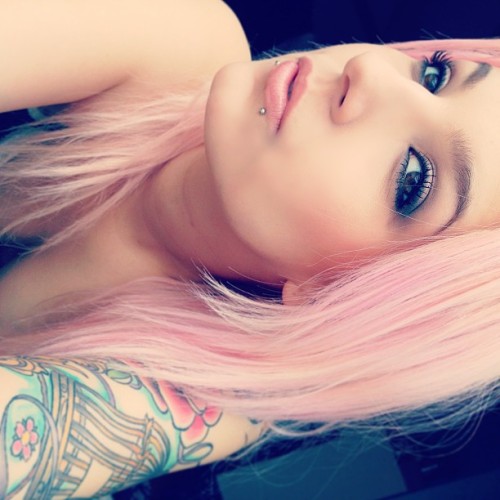 meow  I wanna go out! #tattoos tattooedgirls #pinkhair #pastelhair #snakebites #piercings #STGX #ink