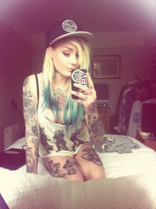 prideoverpain:  tattoo and hardcore blog 