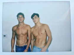 hotfamousmen:  Cameron Dallas and Grayson DolanSee more hot celebrities here: http://forum.hotfamousmen.com