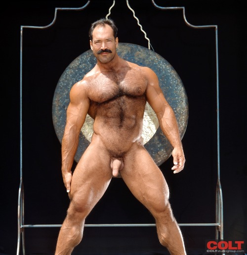 malemasculinity:  Carl Hardwick2