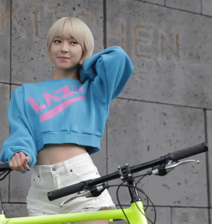 Choa - AOA. ♥  Made these gifs of Choa because she is sooo cute. ♥  Gifs 3 & 4 are the wide version of 1 & 2. ♥