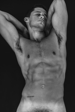 Dannyboi2-Model-Behavior:  Takemetobedandlosemeforever:  Zach Boyers    Hot Damn!