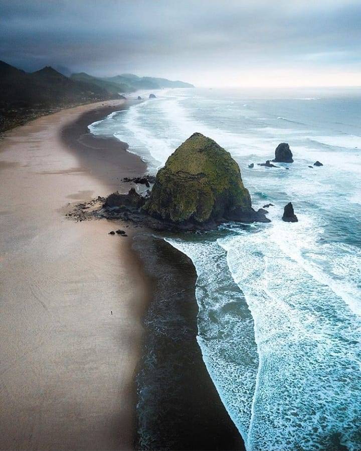 wanderlog:  Oregon. Photo:@ryanresatka #oregon #photography #wanderlog #nature #landscape