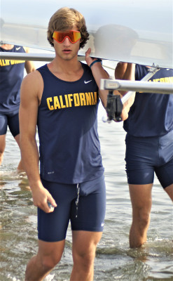 the-bobbybee:  California rowers      180923
