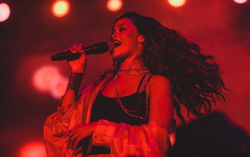 fuck yeah rihanna