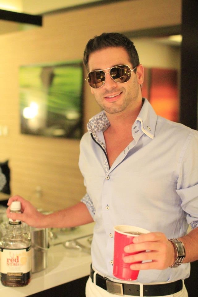 bromoatl:  Party Boy whipped it out after I bought him drinks.  HOT.  