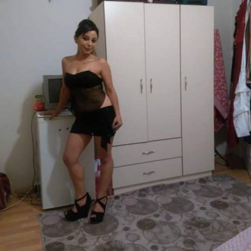 berke05757:  berke05757:  offff bitiyorum bu kiza ya tam sik hastasi  ne am vardır bunda  azina berceksin ne talar saatletce sike bilirim bunu  sikmek istiyorum seni kim ister baska  ben tabiki