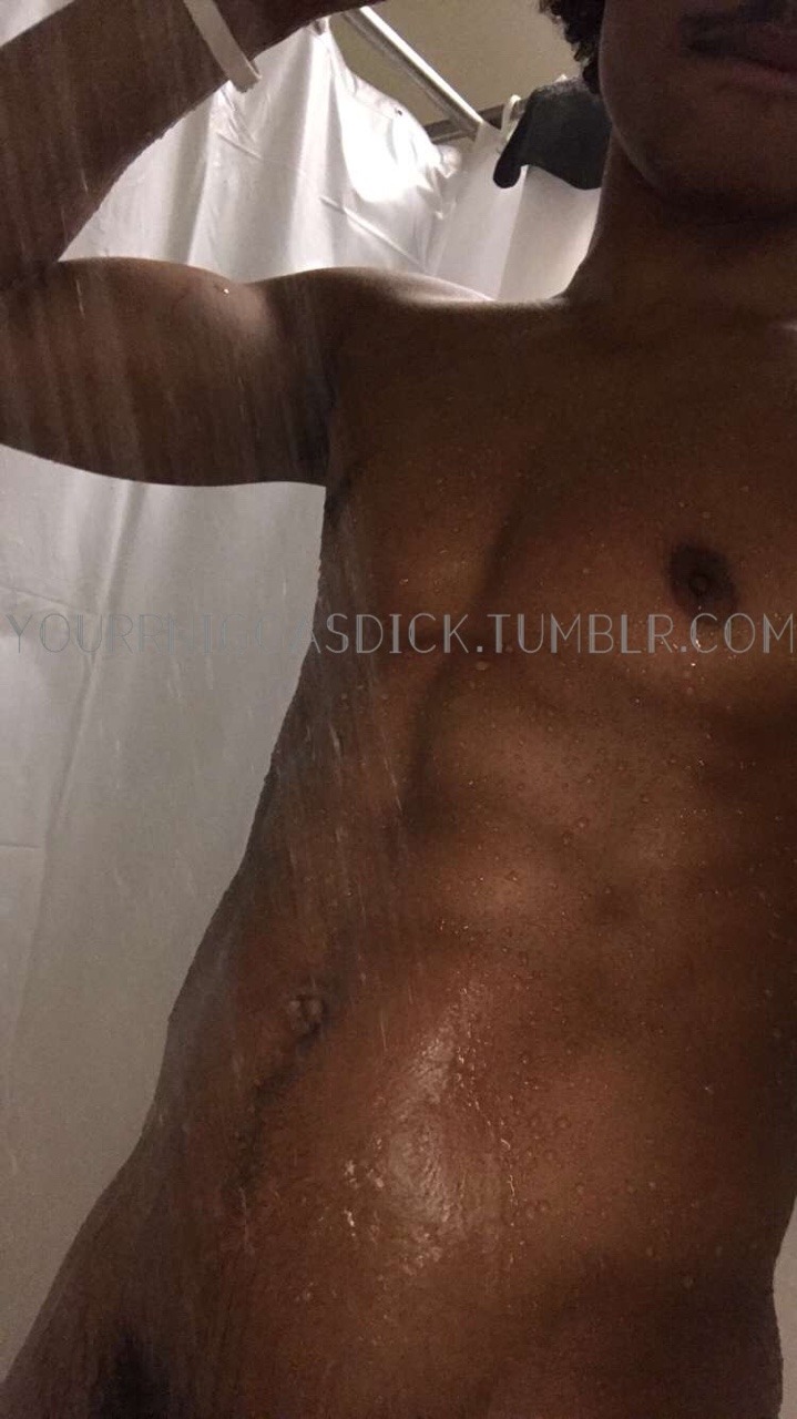 yourniggasdic:  yourrniggasdick:Reese HMU for More 💰 Click The Link For More Guys:
