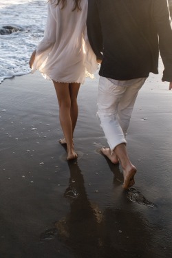 with-grace-and-guts:  Lynette &amp; Corey | El Matador Beach, Malibu, CAgabrielrobertflores 