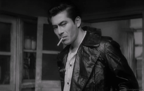 nostalgiepourmoi:Toshiro Mifune in Yoidore tenshi, 1948. Directed by Akira Kurosawa.