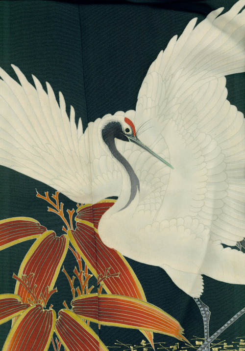 thekimonogallery:A silk kurotomesodefeaturing yuzen-dyed cranes and bamboo by a deep blue river.  La