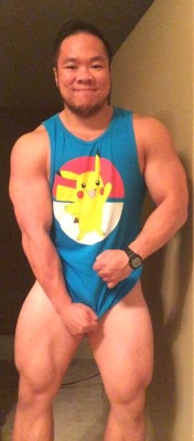 br00taldan:  gpoy, no pants are the best pants, pika pika