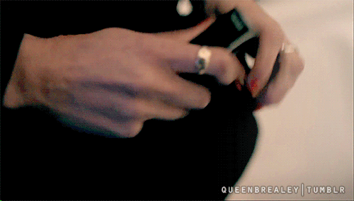queenbrealey:Louise Brealey as Jude McDermid in Clique 1x04 (1/?)(Please, do NOT re-post my gifs - j
