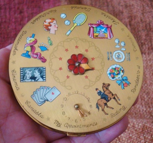 Adorable “My Appointments” vintage powder compact by Pygmalion, c. 1950’s. Found o