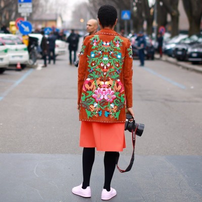 That Valentino coat 🔺🔴