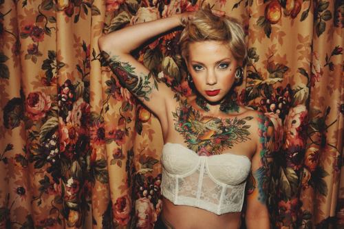 womenwithink:  Miss Madison Skye