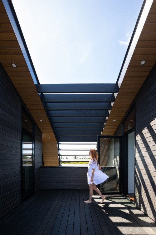 architorturedsouls:Treow Brycg / Omar Gandhi Architectph: Ema Peter