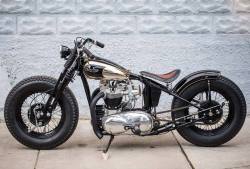 fahrstahl:  bobberinspiration: Triumph bobber by Choppahead Kustom Cycles 