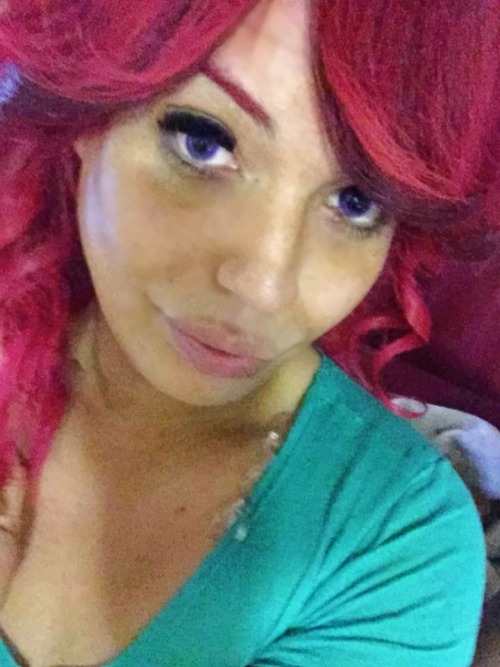 colombianmamifreakshow: Me red hair  Love the red hair and everything else about you!