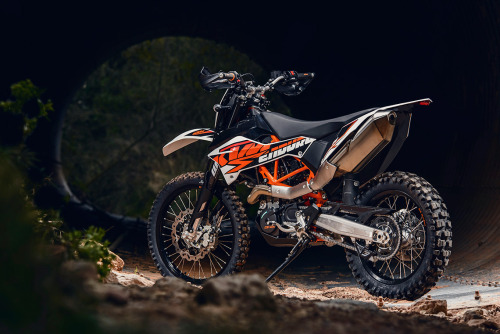 KTM Enduro R (via Derestricted)