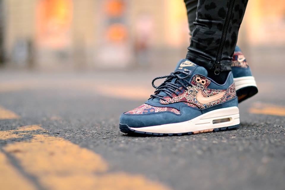 Cirugía Ambientalista Mandíbula de la muerte Liberty x Nike Air Max 1 wmns 'Bourton' (by... – Sweetsoles – Sneakers,  kicks and trainers.