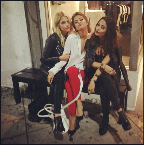 Our beautiful stars of Spring Breakers together again (minus Mrs. Korine)! &ldquo;Spring Break f