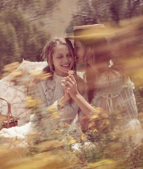 girlsingreenfields:Lost in Time. Phoebe Tonkin and Teresa Palmer photographed by Will Davidson for V