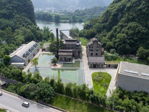 jeroenapers:  Hotel Alila Yangshuo is gevestigd in een oude suikerfabriek uit de