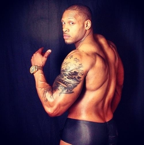 1bighomie:  Back