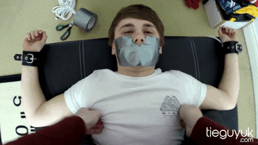 tieguyuk:I love tormenting Max :-)
