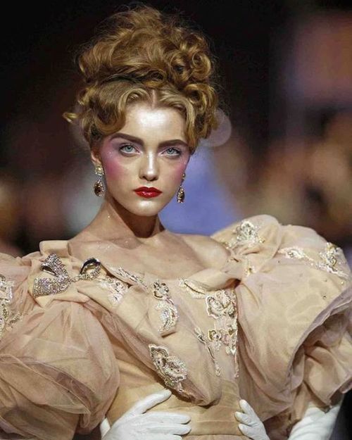Vlada Roslyakova @ Christian Dior Haute Couture Fall/Wint 2007