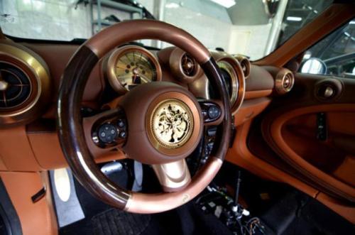 spicyrunnergirl:  antidramaqueen:  Steampunk Mini Cooper Countryman By Carlex Designs   I. Must. Own. This. MINI!!!!