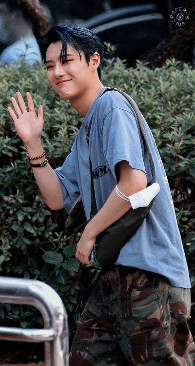 『SEUNGYOUN』 saved? reblog or like© 1; 2; 3; 4