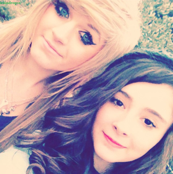 iraindropsx:  They’re both so beautiful &gt;.&lt;