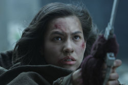 Mizuhara Kiko as Mikasa Ackerman in the Shingeki no Kyojin live action filmsFull set of the new screen captures released today (Part 1 / Part 2)