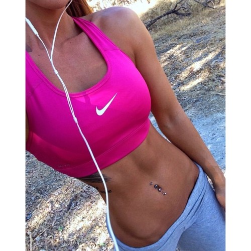 lespaul57:  Love those instagram fitness hotties!  So much sexy tummy. http://instagram.com/steph_pacca