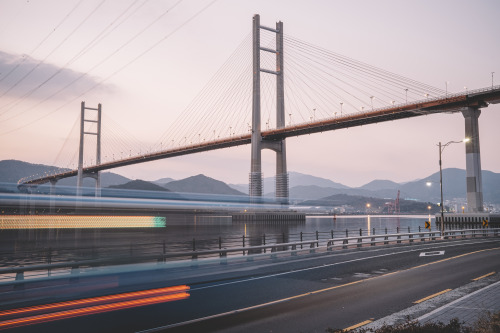 2021-01-12Machang-Bridge, Republic of Korea FUJIFILM X100VInstagram  |  hwantastic79vivid