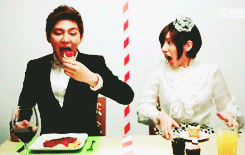 xsweetwhispers:  Aaron’s 2013 drama | 就是要你愛上我 ♥ Just You ⇢ foodporn interlude