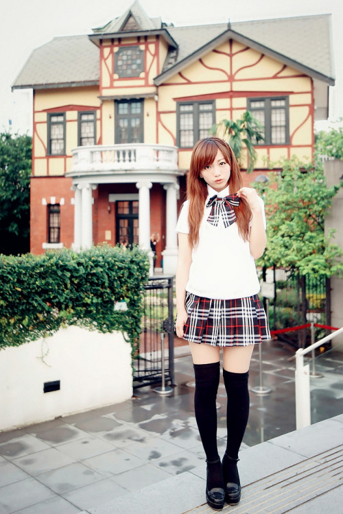 Perfect Schoolgirl - Zheng Ru Yin (鄭如吟) 