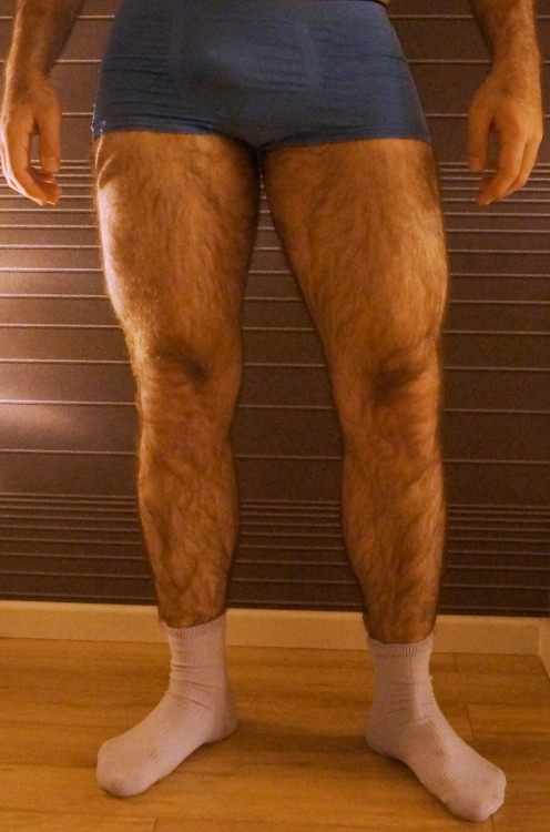 XXX Hairy legs and hairy boys photo