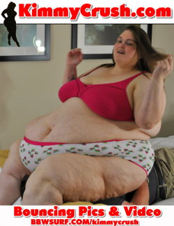 bbwsurf:  www.kimmycrush.com or www.bbwsurf.com/kimmycrush The only way to describe the action in this new update is COMPLETELY CRUSHED. I have returned with this new set that shows off my bigger than ever belly smothering my slaves face while I  bounce